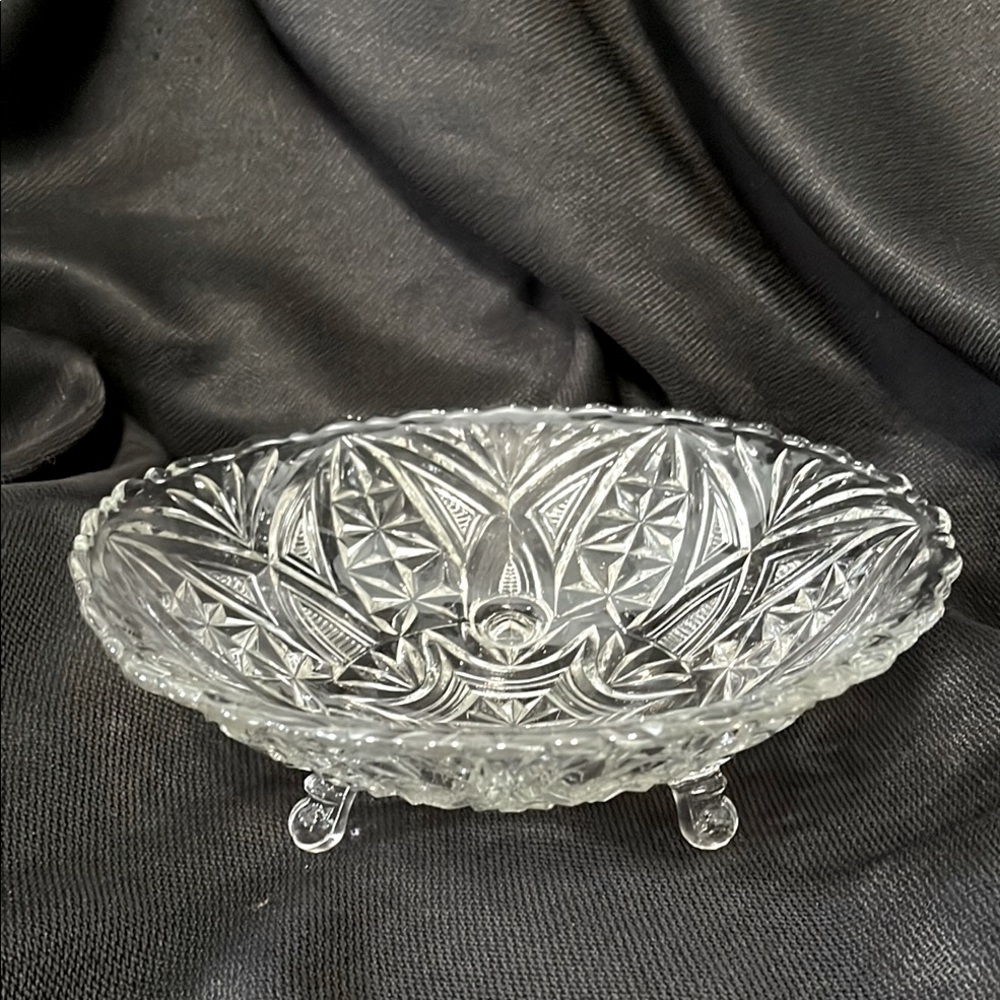 Vintage Anchor Hocking Fan Arch Clear 3 Toed Large Dessert Serving Bowl9”